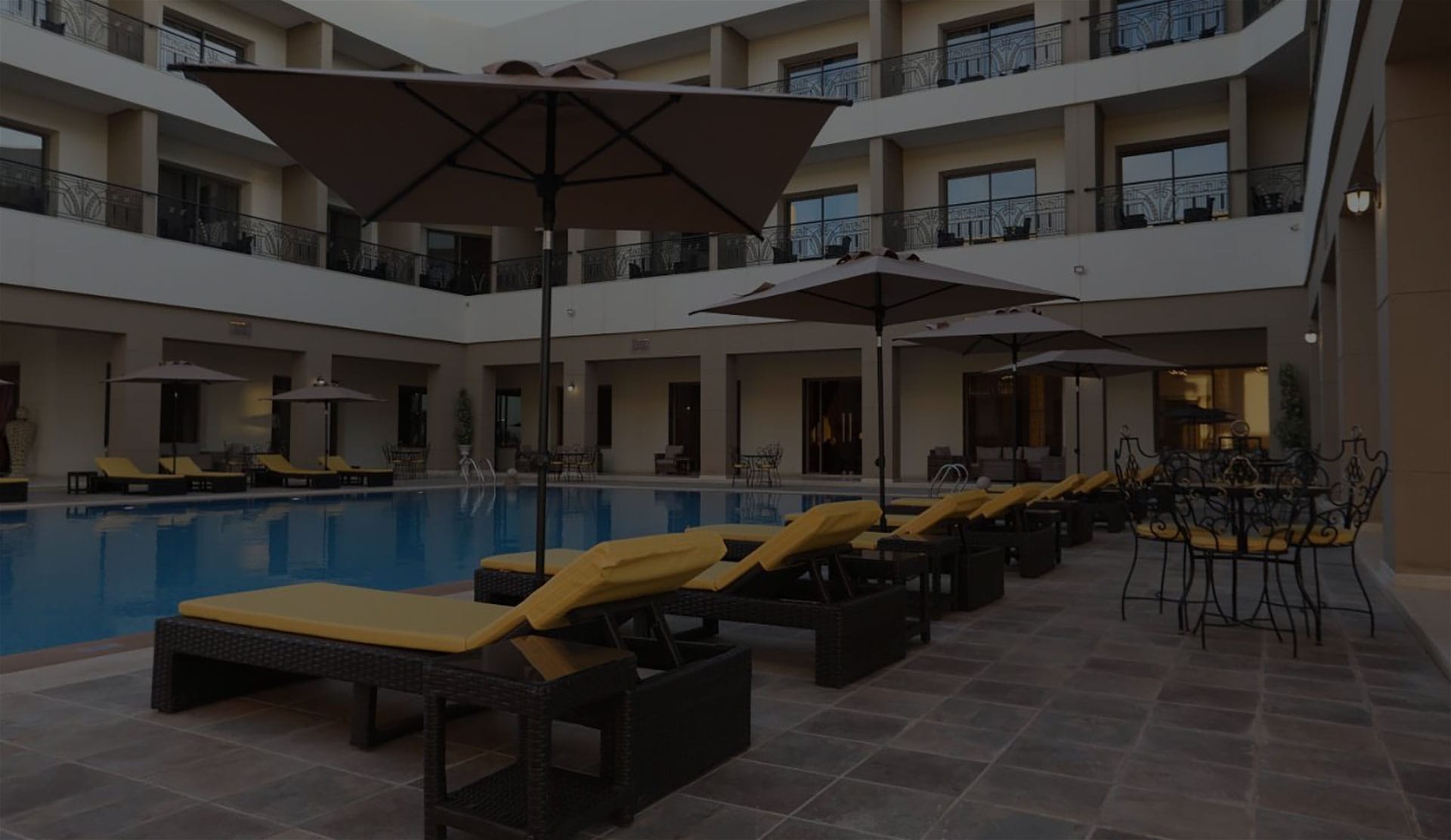 zhotel-meknes-piscine
